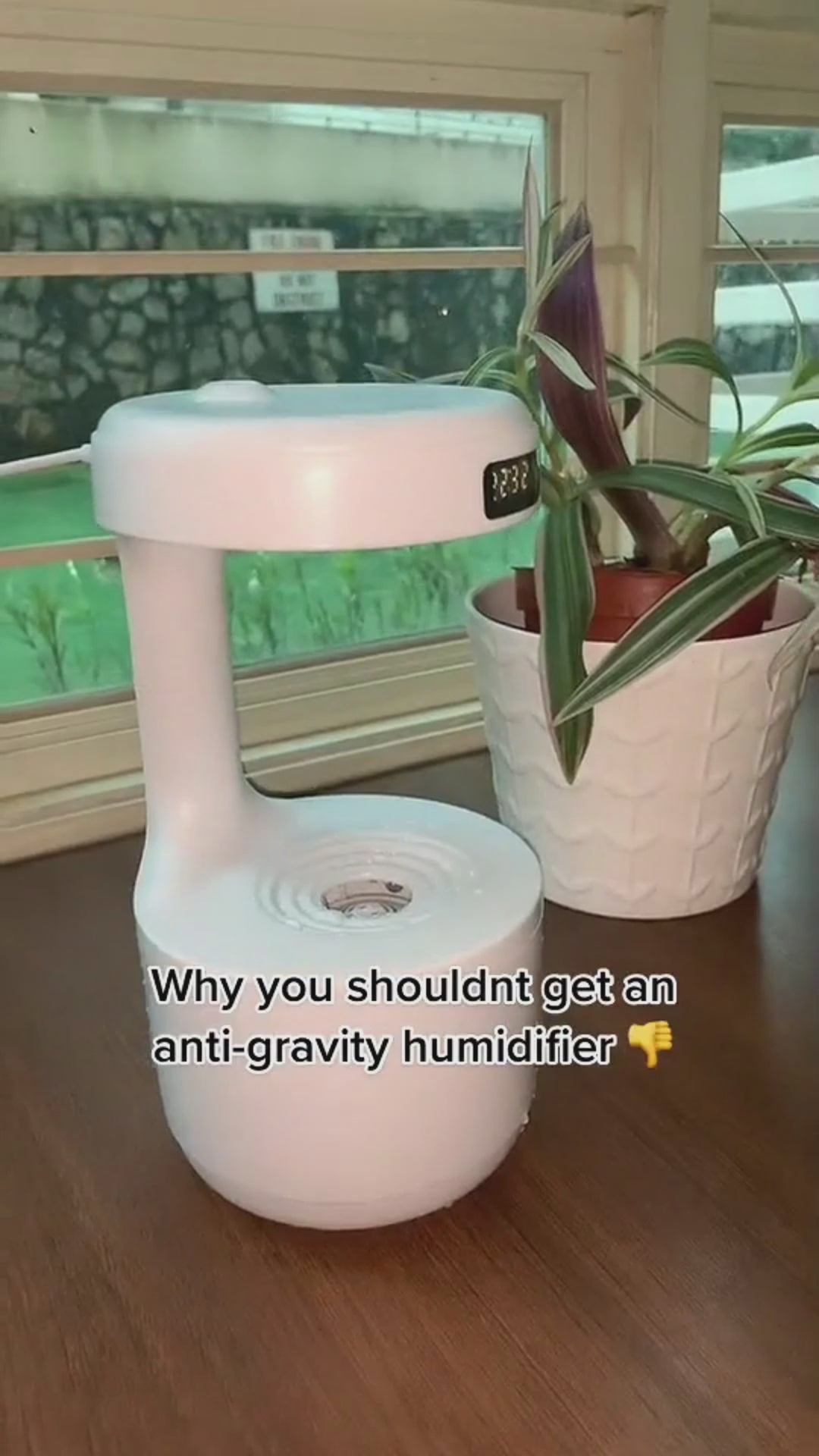 Anti-gravity Air Humidifier